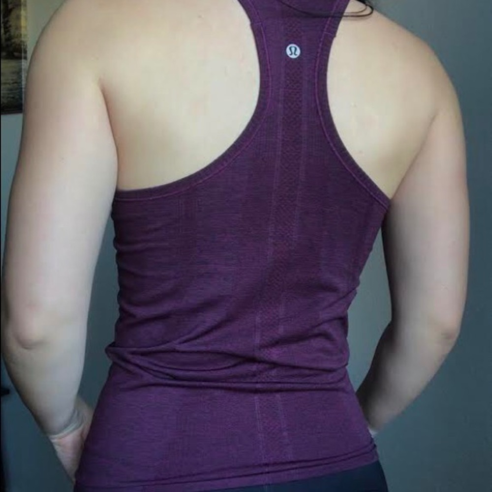 Swiftly Tech Racerback. LULULEMON - Silverscent